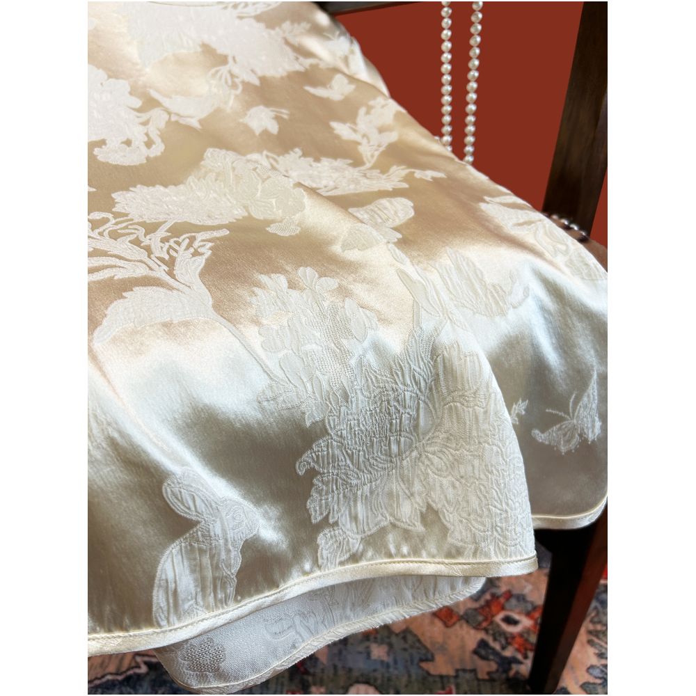 New Chinese style retro silk crown crepe short sleeve round neck age reducing shirt women s summer design slit image 2