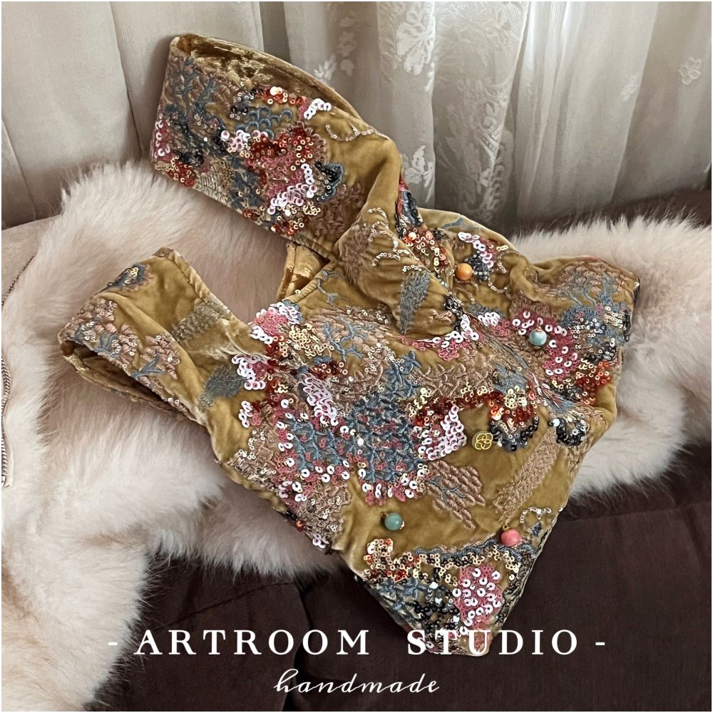 Original new Chinese style noble handmade silk velvet heavy embroidery handbag wrist bag image 1