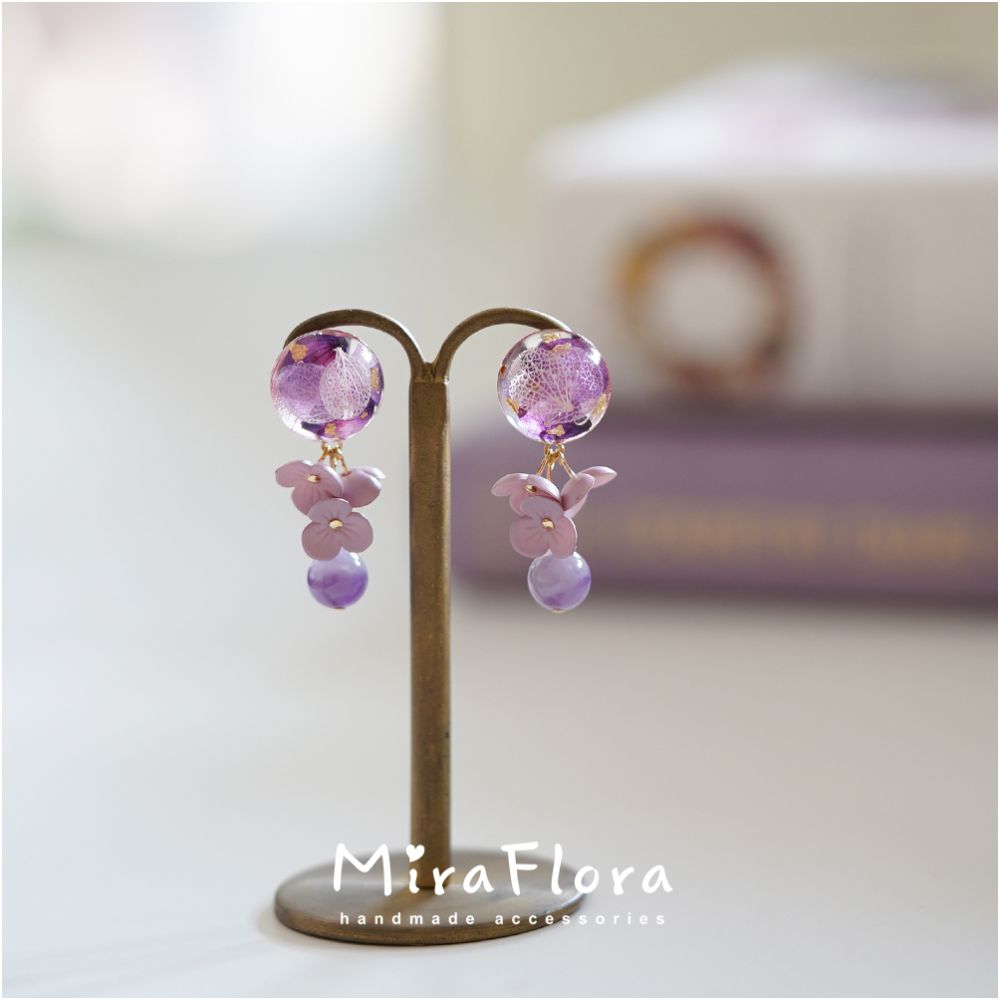 MiraFlora Original Design Amethyst Earrings Hydrangea Real Flower Petals Natural Stone Ear Clips Sterling Silver Stud Earrings image 2
