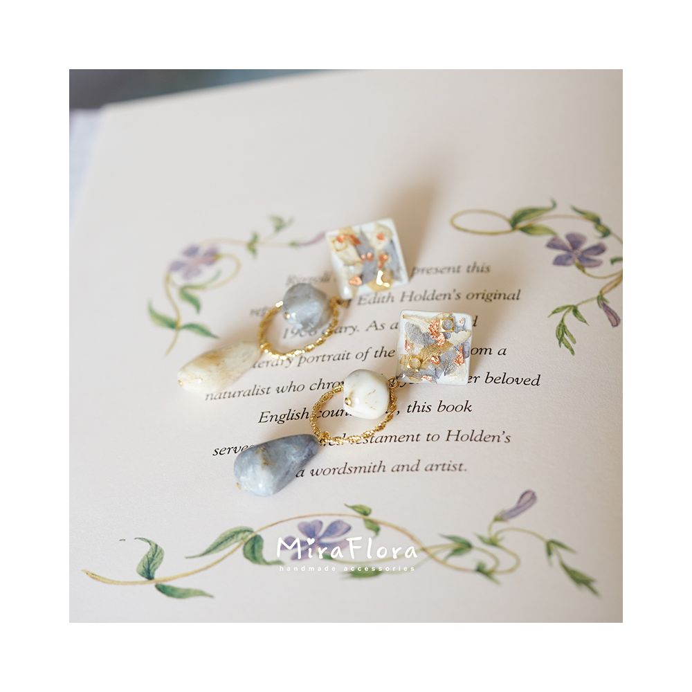 MiraFlora s original design is full of starry sky irregular stone asymmetrical real flower personalized ear clip earrings image 2