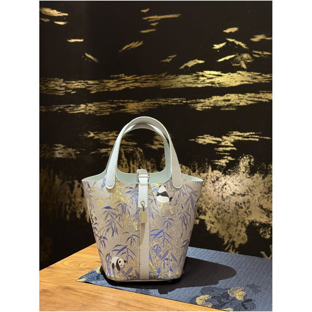New Chinese style handmade Chinese style intangible cultural heritage Song Jinsang silk paired with cheongsam Hanfu vegetable basket hand held leather bucket women s bag image 13