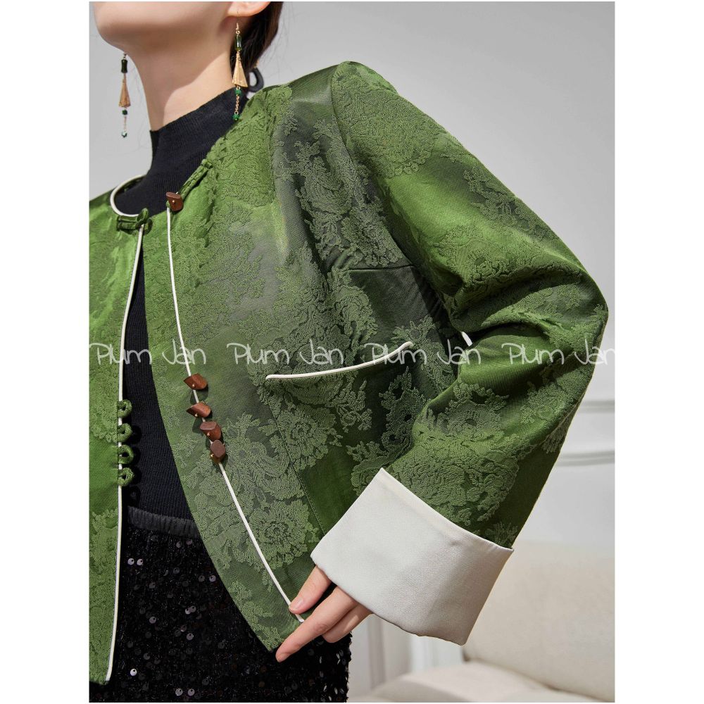 Plum Jan 2025 super hot suit unique and beautiful green new Chinese style two piece suit for women image 1