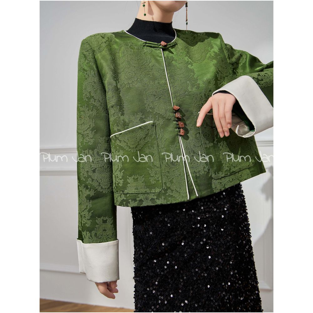 Plum Jan 2025 super hot suit unique and beautiful green new Chinese style two piece suit for women image 3