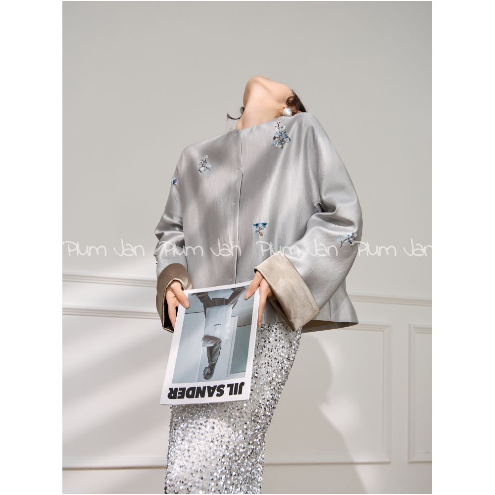 Plum Jan Fashionable Design New Chinese Coat Early Autumn Chinese Style Round Neck Nail Bead Heavy Industry Grey Top for Women image 2