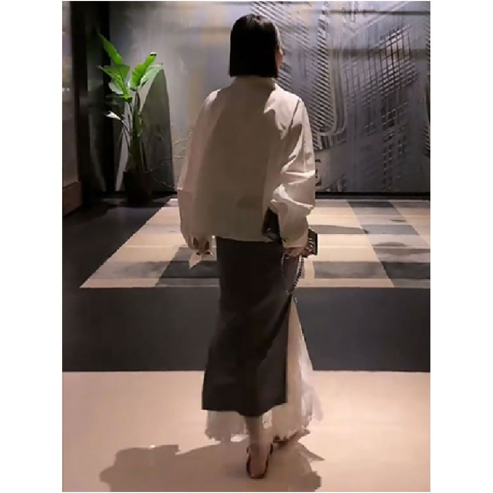 Korean gray suit half skirt for women 2025 new style lace splicing split hip skirt three dimensional nail bead one step skirt image 4