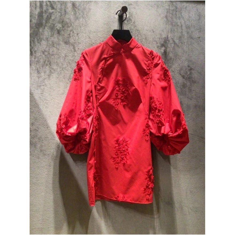 Summer Wabi Sabi style new Chinese style improved cheongsam niche heavy industry embroidery bubble sleeve red dress 2025 image 5
