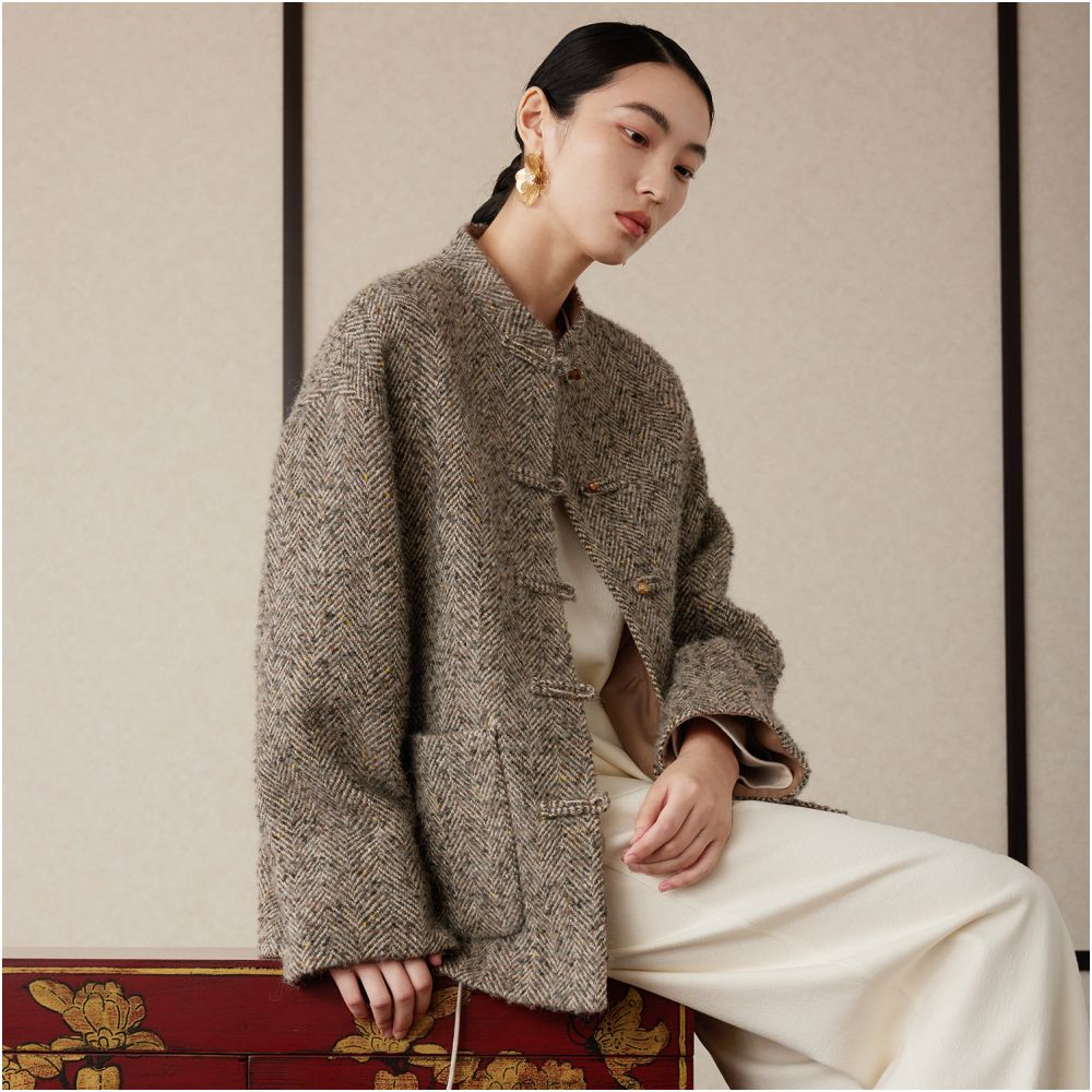 Ruyi Lianyun Maple Sleep Winter Clothing New Herringbone Pattern Stand up Collar Woolen Coat Women s New Chinese style Pan Button Short Coat image 5
