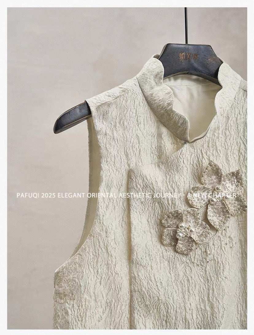 ASAYA4902 – Pearl Bloom Jacquard Vest & Satin Skirt Set ✨🌸