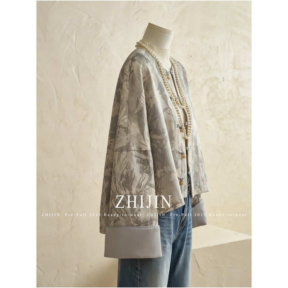 Beautiful young style new Chinese jacket autumn and winter satin jacquard exquisite top high end Chinese style women s clothing 2025 new style image 1