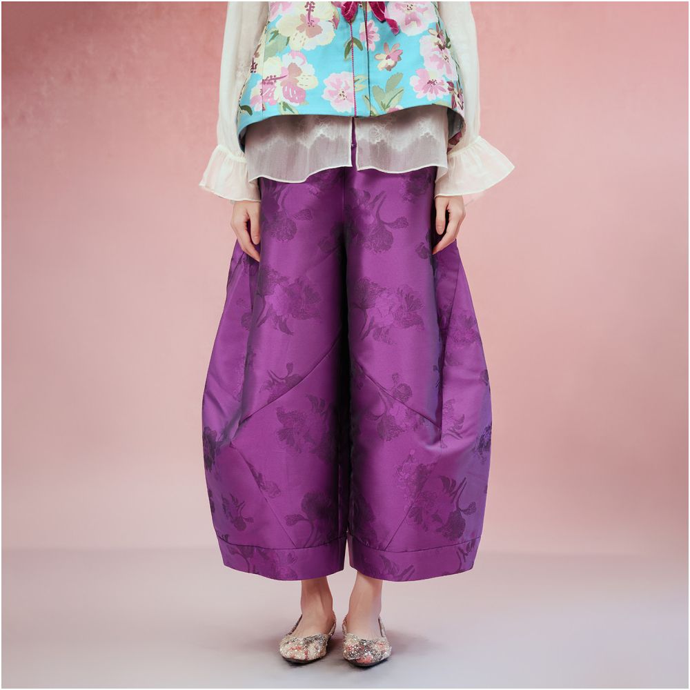 ASAYA5838 – Imperial Bloom Jacquard Pants 🌸👑