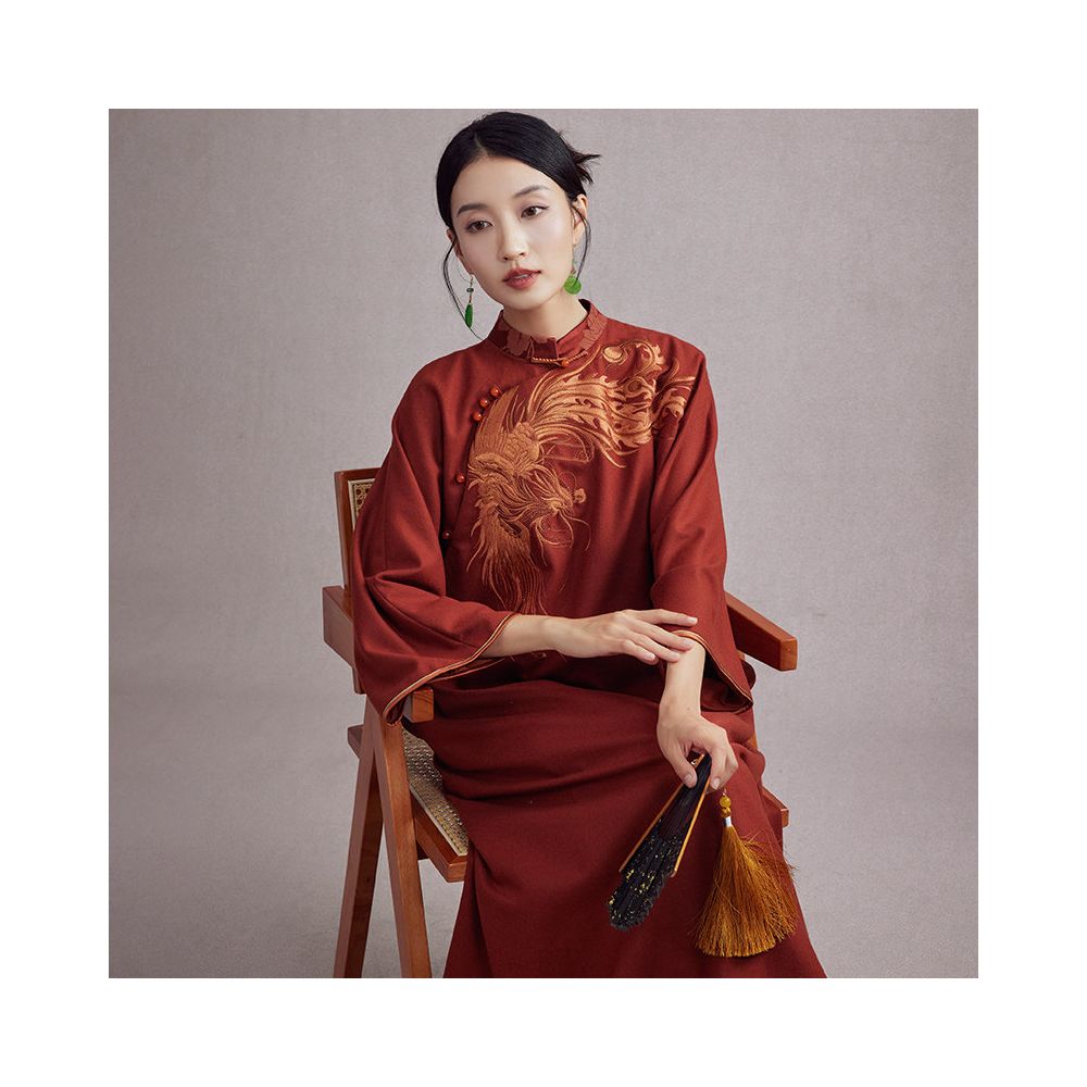 Moyu 2025 Autumn Winter New Chinese Style Retro Daily Phoenix Embroidery Large Size Cheongsam Style Woolen Dress image 1