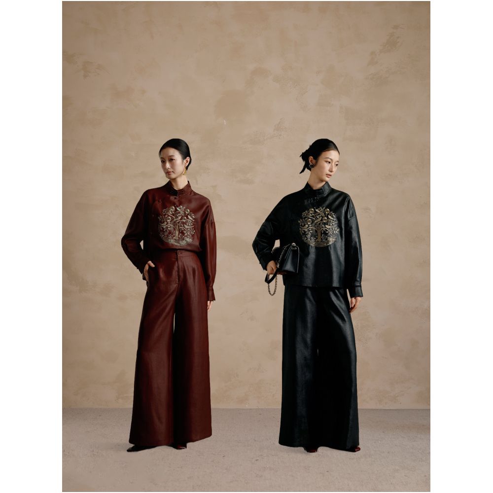 Interface New Chinese Intangible Cultural Heritage Silk Fragrant Cloud Yarn Embroidered Top Luxury and Elegant Mulberry Silk Shirt Women s 2025 New Style image 1