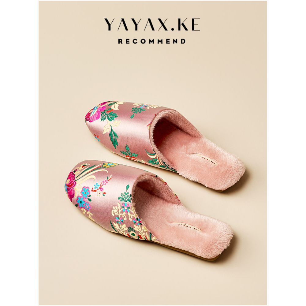 Ladies embroidered silk and cotton slippers for autumn and winter home and indoor Chinese ethnic style anti slip plush warm slippers image 3