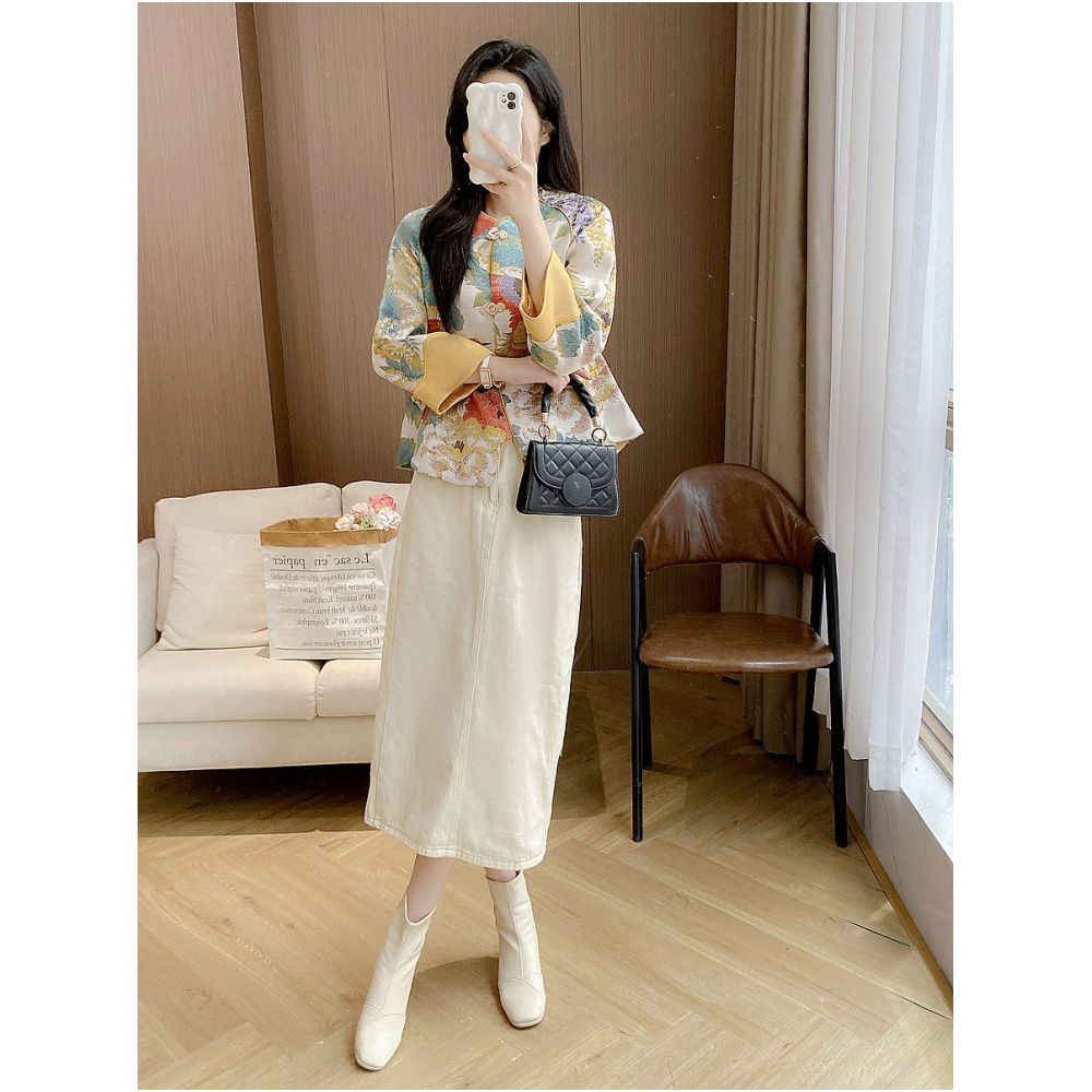 Tang style Chinese women s clothing young style embroidered jacket spring and autumn modified cheongsam retro Chinese style top with frog buttons trendy image 4