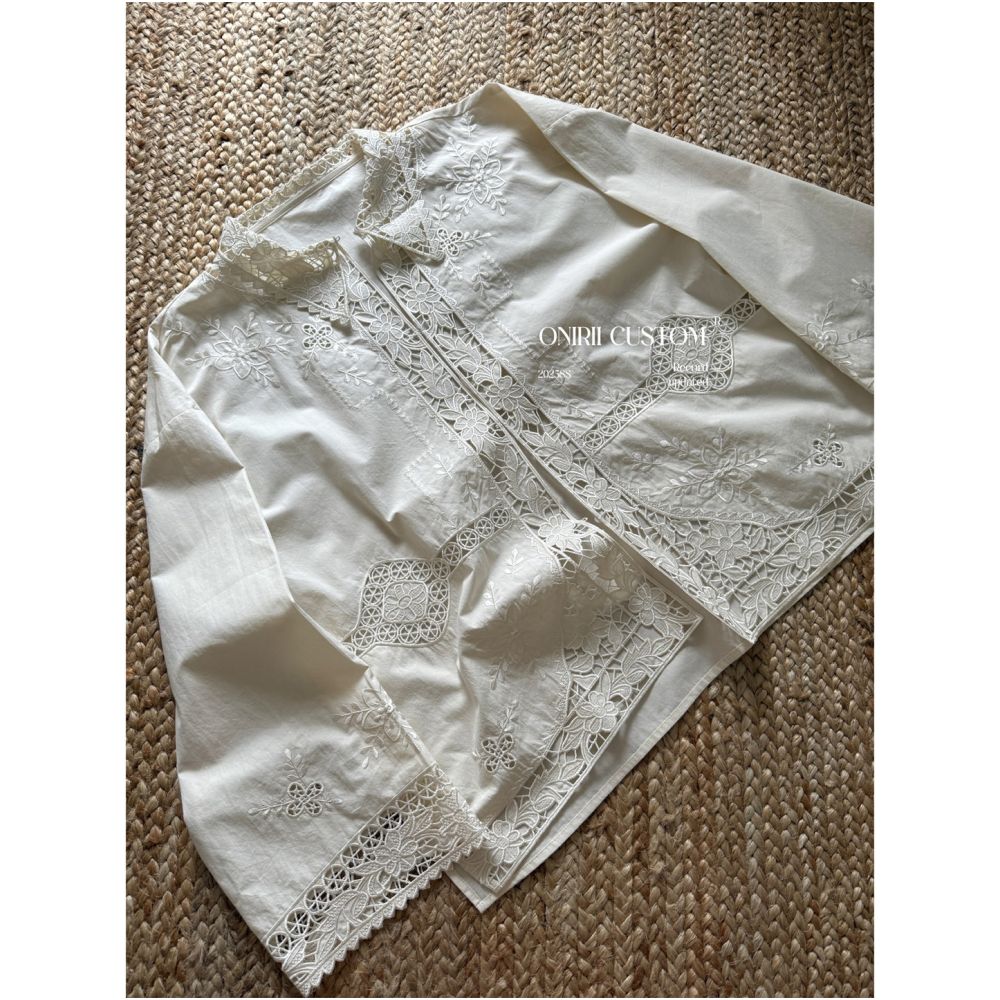6 10 20 00 Correct version of Nan Yi vacation old money romantic lace embroidery hollowed out 100 cotton shirt jacket image 5