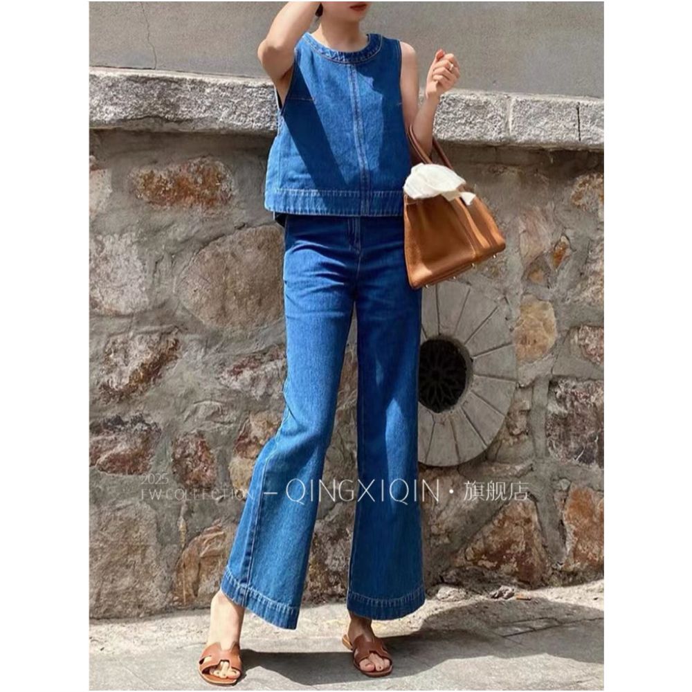 High quality shipping blue denim suit pants 25 summer new sleeveless top micro flared pants two piece set image 4