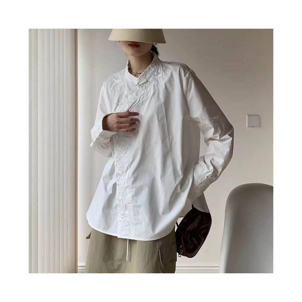 Ao Kiss 2026 Spring New Chinese style stand up collar button heavy embroidery flower shirt Chinese style high end pearl button top image 4