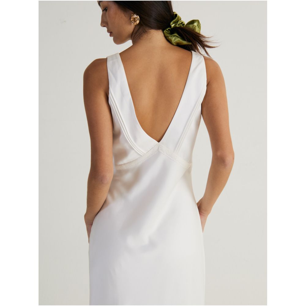 OtherSTORE Swan Lake French Embroidered V neck White Dress for Women High Grade Acetate Satin Skirt image 3