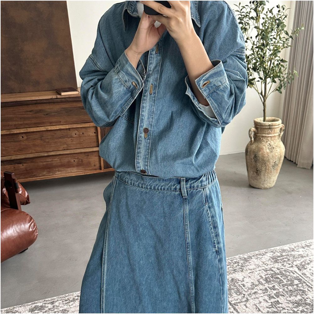 2026 new blue denim suit women s long sleeved shirt top one piece skirt relaxed two piece set for spring image 2