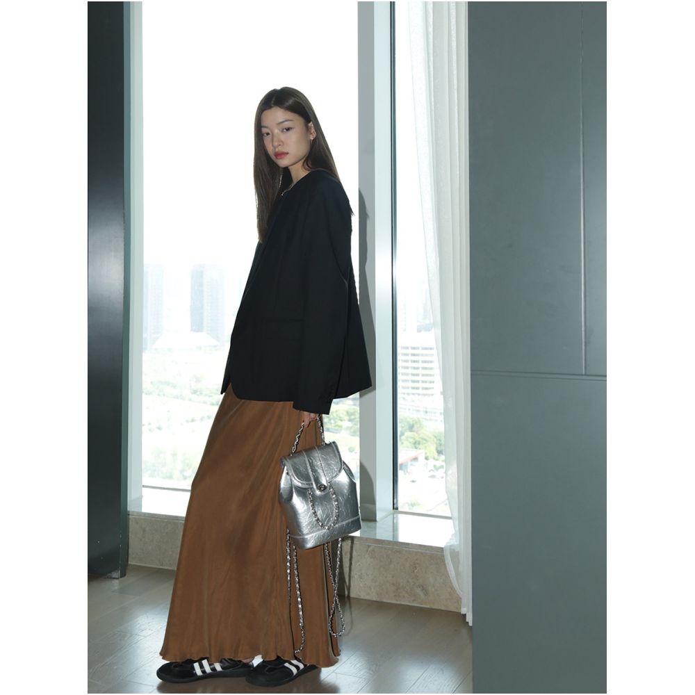 Luobian Heavy duty Copper Amine Wire Retro Style Spring and Summer New High end Feeling Light Mature Western Style Strap Top Skirt Set image 3