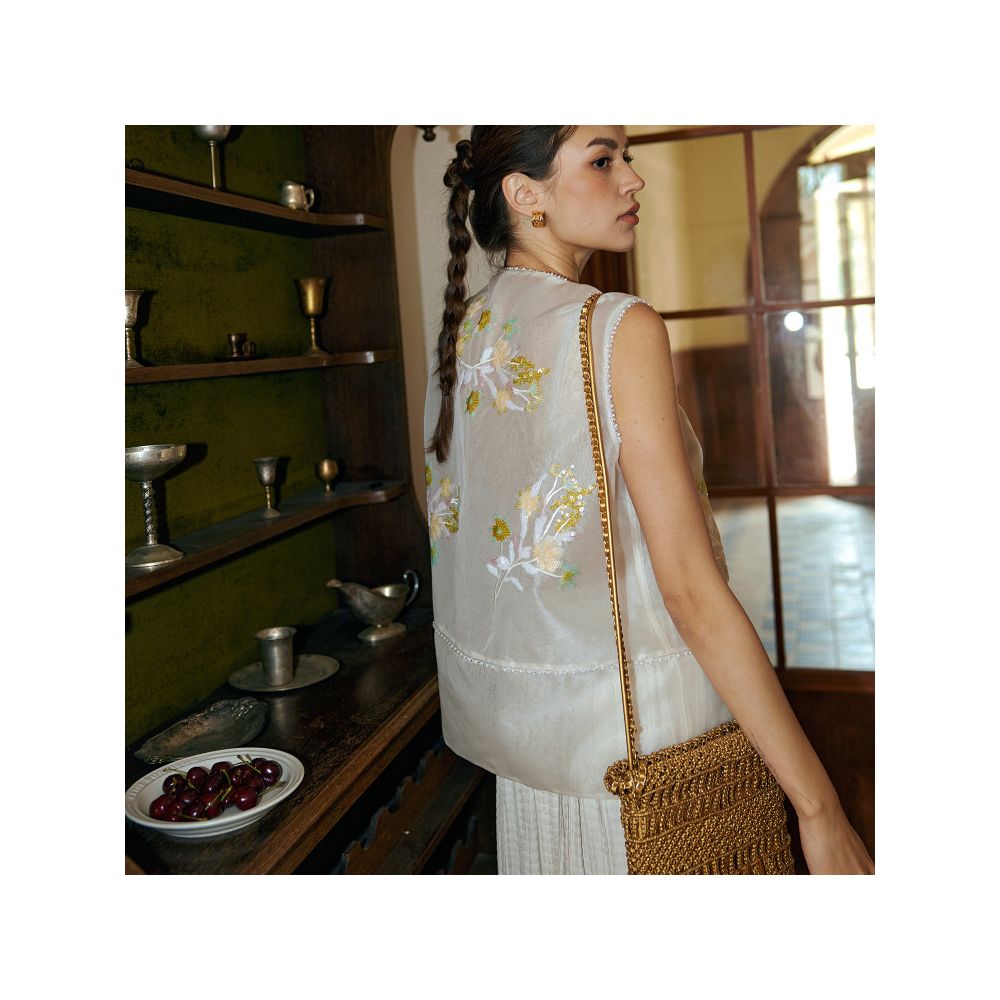 Bettychow new Chinese style silk organza translucent rice white vest Chinese style fashionable and dignified vest image 4