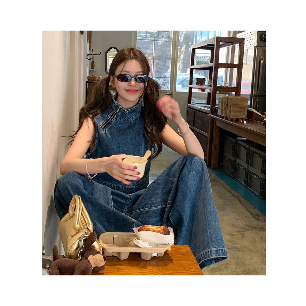 Retro blue denim two piece set for women summer 2026 trendy American style featuring a vest top and wide leg pants image 0