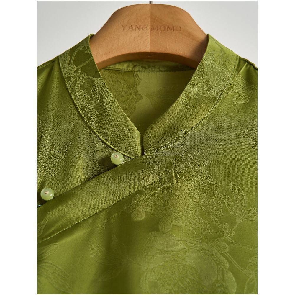 New Chinese style elegant and luxurious green jacquard stand collar diagonal placket short sleeve T shirt and skirt suit new summer style for women image 3