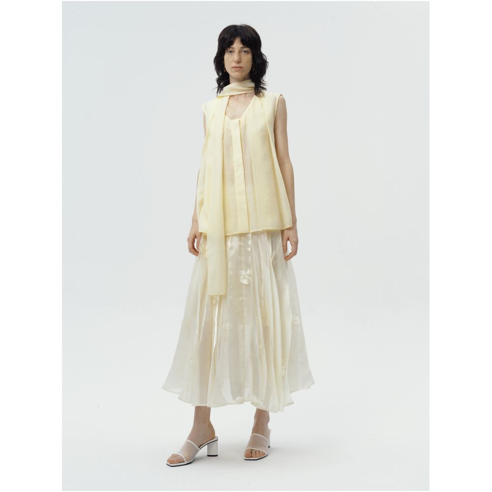 Serrer Light Yellow Pleated Skirt with 3D Floral Decoration image 2