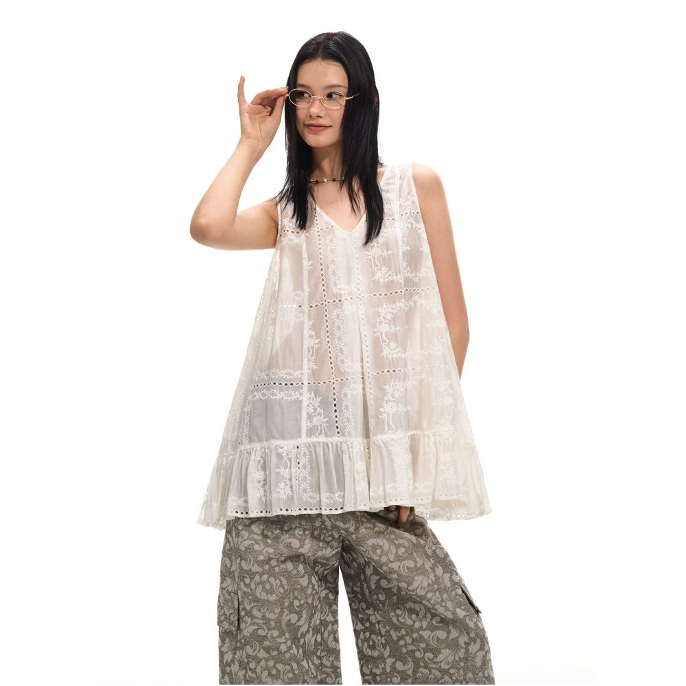 Luobian Step by Step Flower Original Designer Embroidered Shirt Vest for Women Sleeveless Hollow Out Croche Top image 2