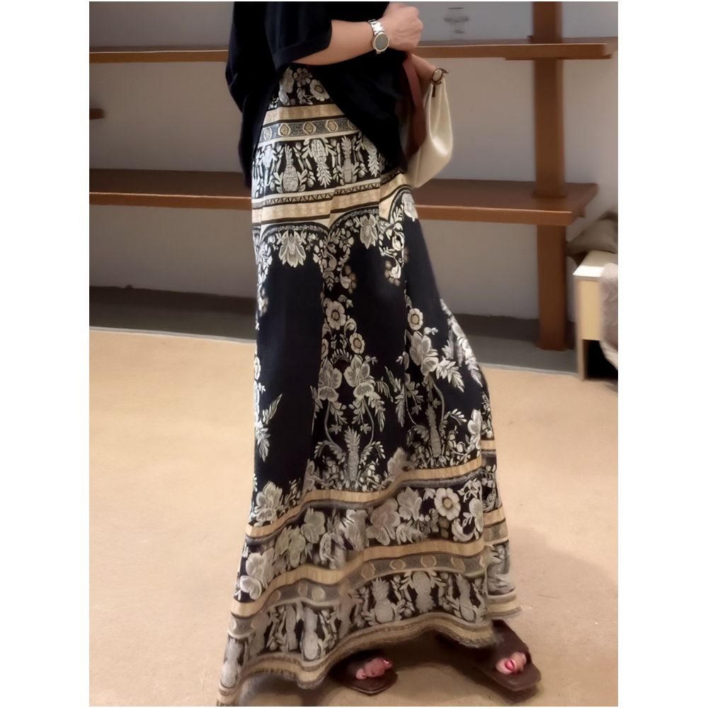 2026 Summer New Arrival High End Floral Long Skirt with a Niche Style Versatile and Stylish Design High Waist Slimming Fit image 1