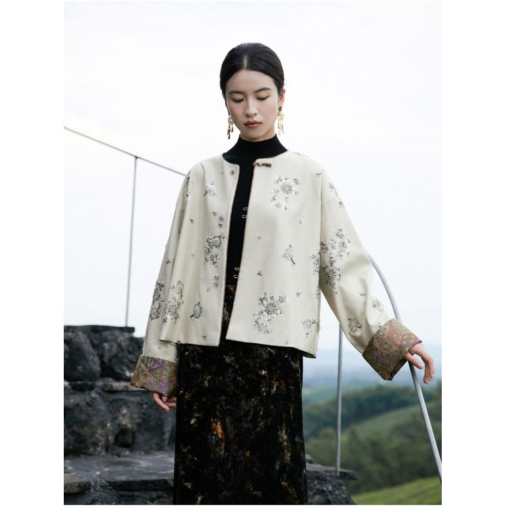 Anytime Tibetan Brocade Fabric New Chinese Style Handmade Beaded Embroidered Leather Jacket for Women image 3
