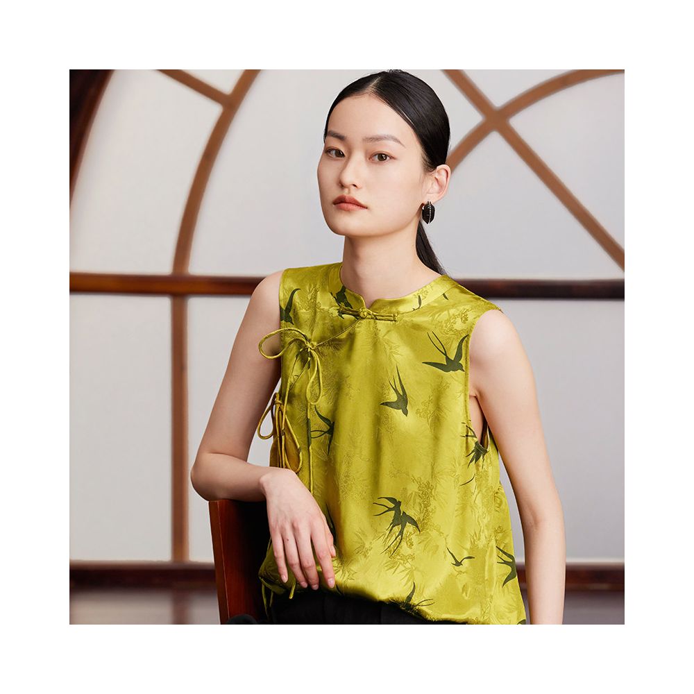 Ruyi Lianyun summer outfit new standing collar slanted collar lace up sleeveless shirt women s new Chinese style retro jacquard top image 1