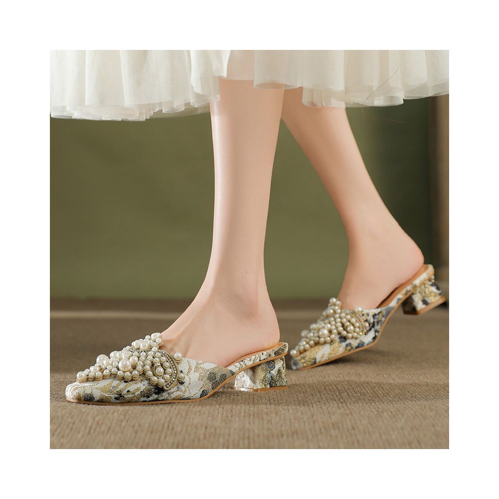 Showcasing charming charm Introverted yet bold exuding an extraordinary aura Embroidered silk M ller shoes high heels sandals women s summer image 5