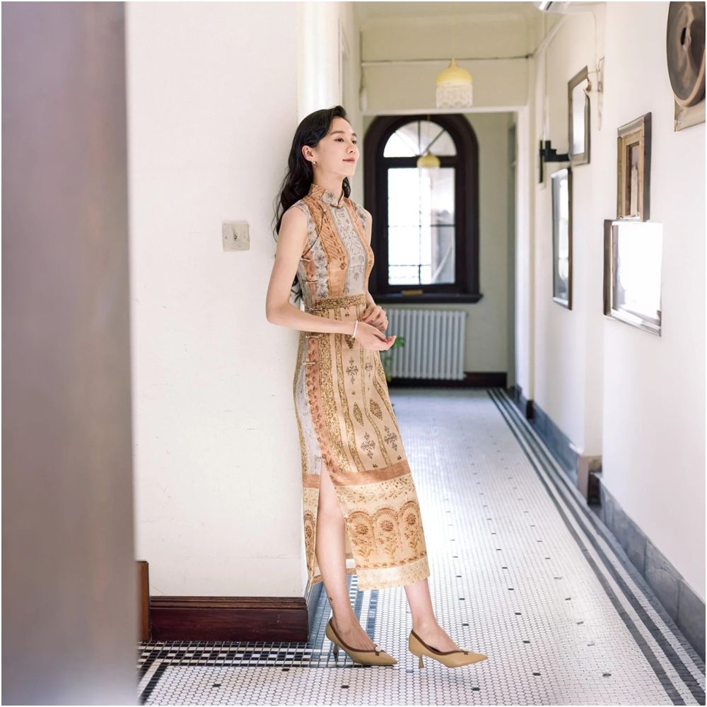 Momo 2025 Spring Summer New Sleeveless Half Open Long Style Retro Chinese Daily Tencel Ma Cheongsam West Asia image 4