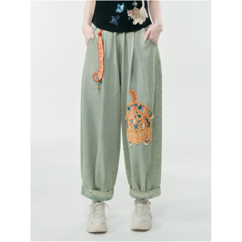 Su Luo s original Tiger Town Five Poisons Spring Summer New Fashionable Chinese Style Embroidered Loose Slimming Light Color Denim Pants image 1