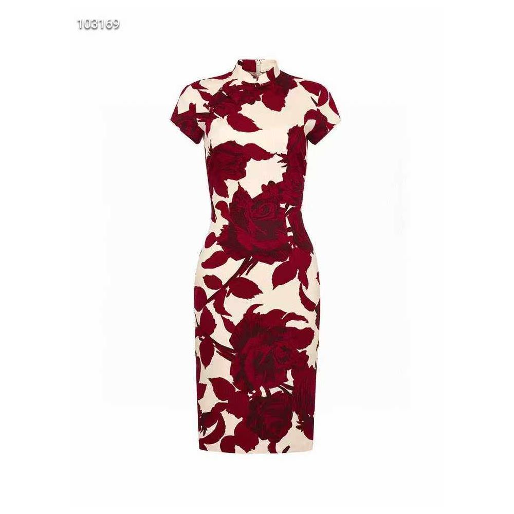 2021 New Shanghai Tang Retro Cheongsam with Rose Floral Stretch Cotton Chinese Style Stand Collar Chinese Style Button Side Slit image 0