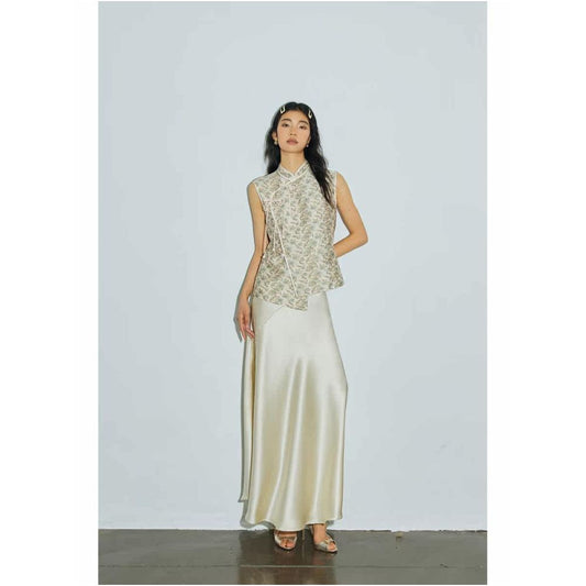 ASAYA6773 – Jardin Oriental Jacquard Top 🌸🕊️