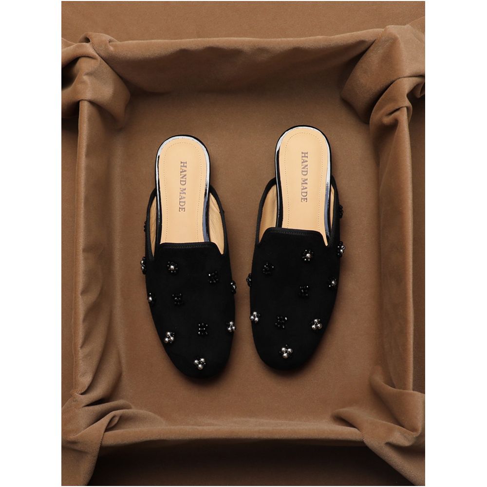 Yueyuejia 2026 Spring Summer New Style Flat Outerwear Closed Toe Half Slippers Women s Mules Slip On Fashion Genuine Leather Sandals image 2