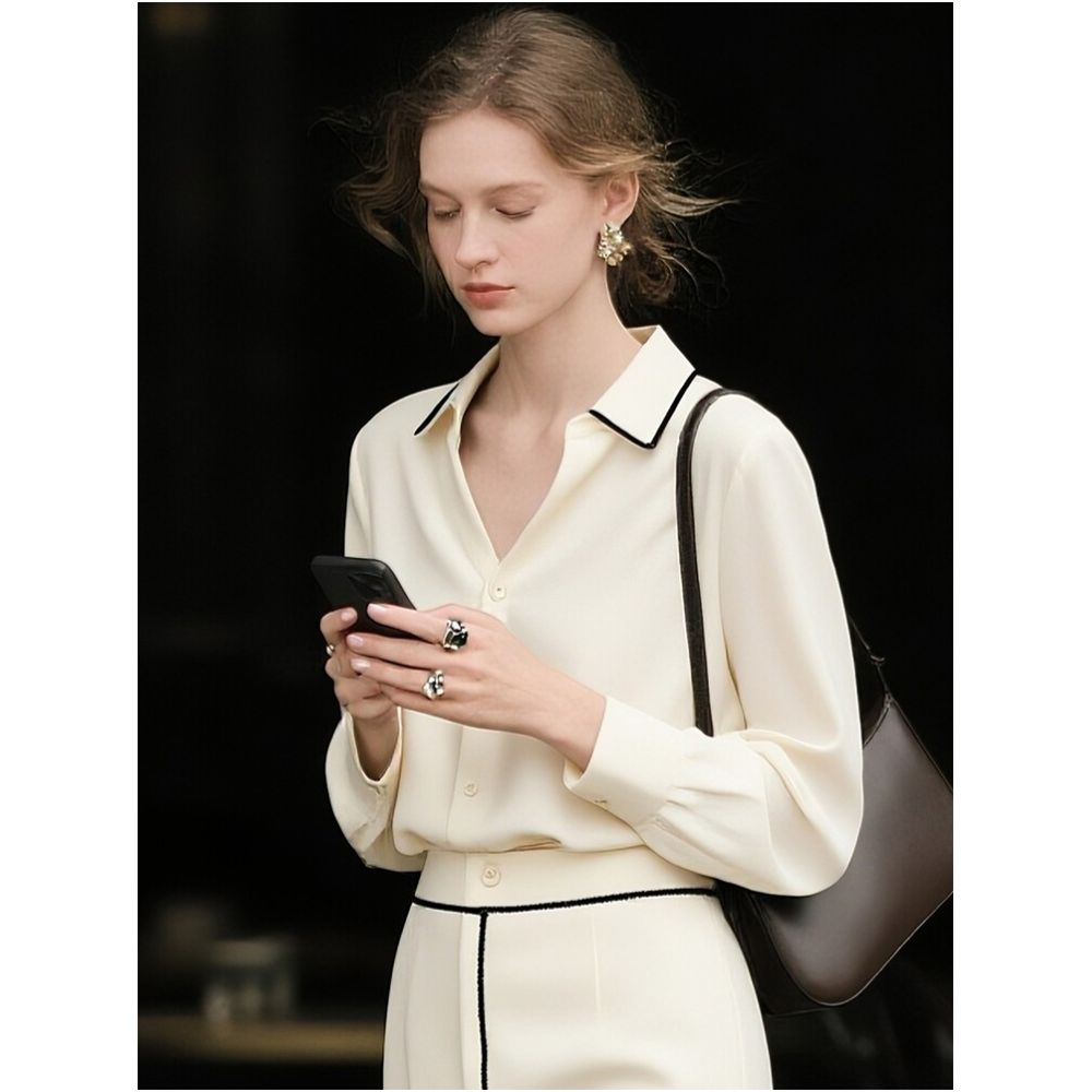 Elegant and youthful sophisticated and graceful this 2026 Autumn Winter new arrival features a super beautiful beige shirt and skirt two piece set image 2