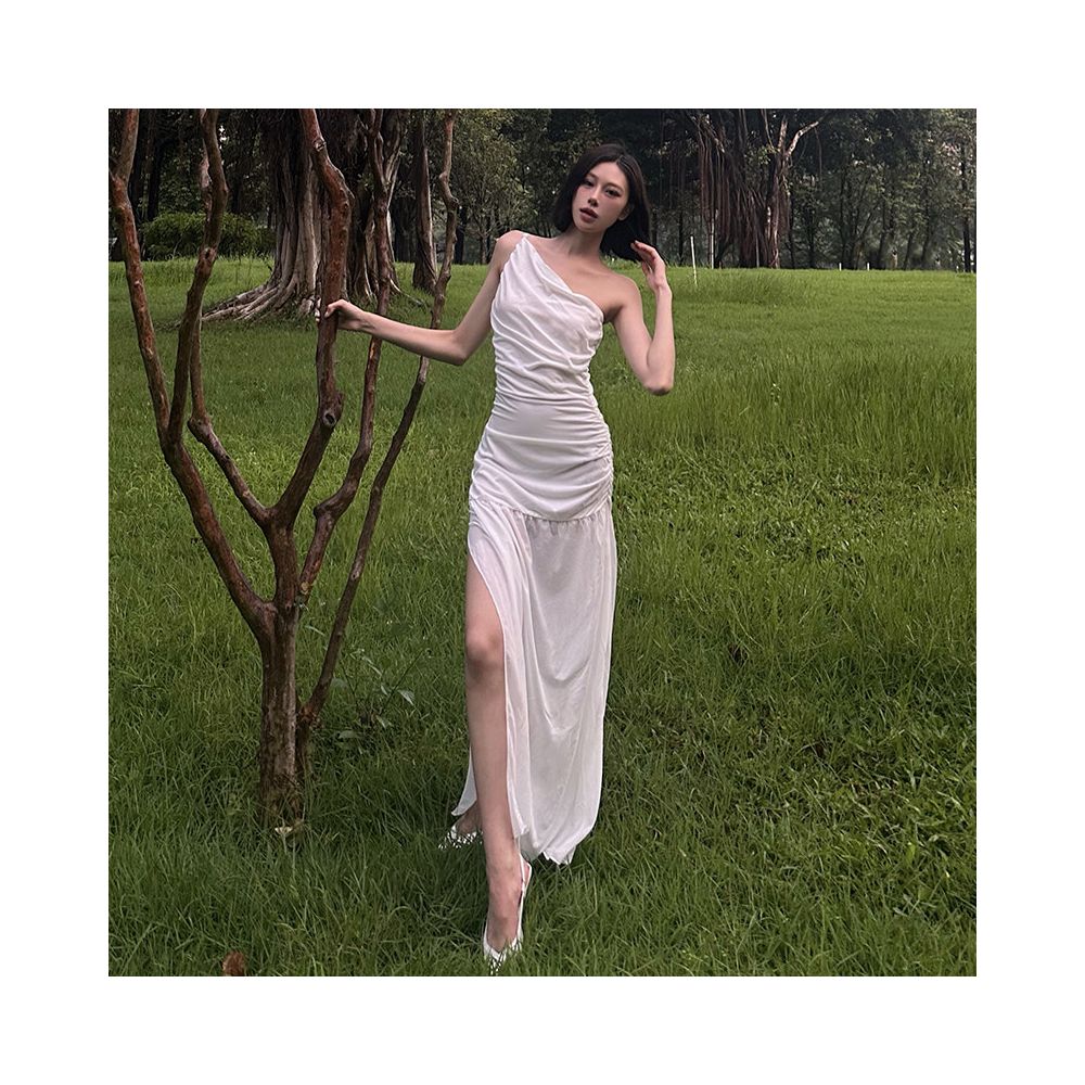 ASAYA6854 – Celeste Cutout Goddess Dress ✨🤍