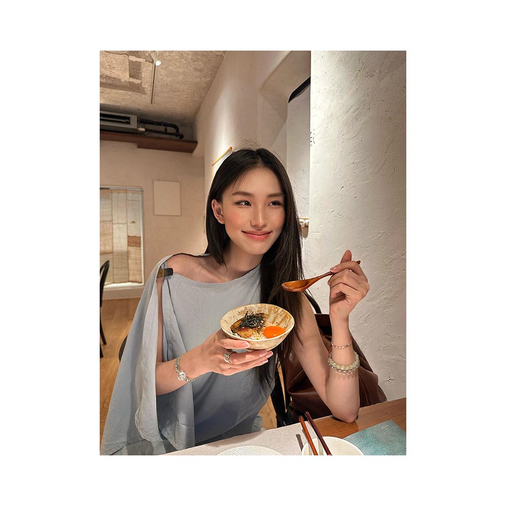AN Maiden High End Fashion Blue Asymmetrical Vest for Women New Summer Style Flattering Off Shoulder Top image 0