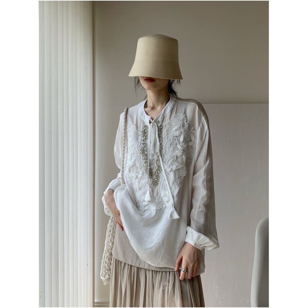 ASAYA6859 – Étoile Embroidered Linen Blouse 🤍🌿✨