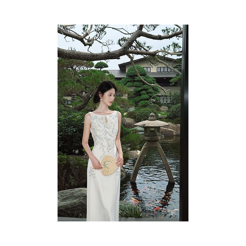 Xiu Ran Jian Xing Ting Lan Handmade Floral Vine Embroidery Heavy duty Waist cinching Slimming Gentle Temperament Dress image 1