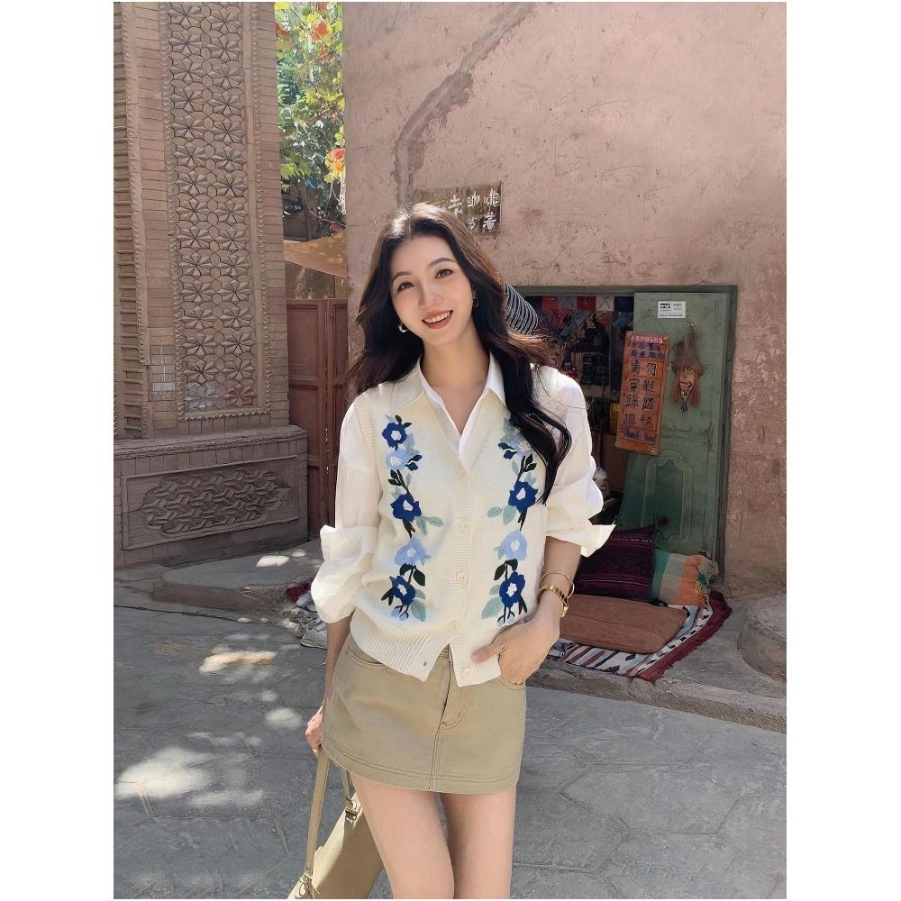 MULVAN Cloud Weaving Retro Embroidered V neck Knitted Cardigan Vest for Women Sleeveless Loose Layering Top image 0