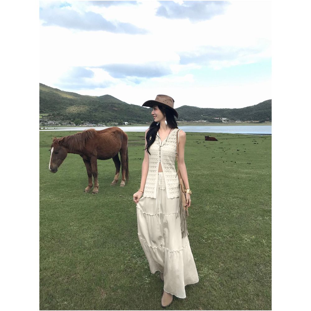 MULVAN Southern France Holiday Lyocell Lace Trim Vest Set for Women White Cake Skirt Set image 2