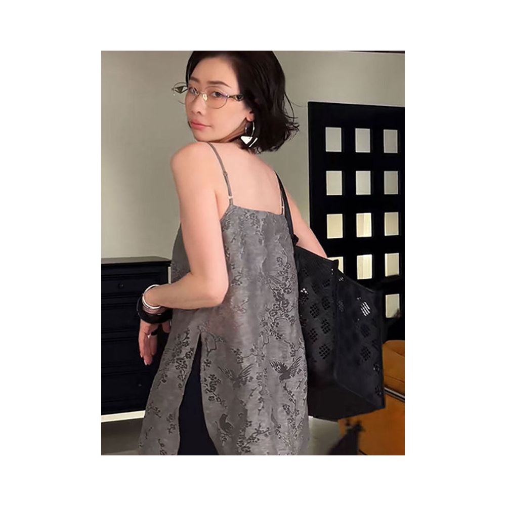 French plus gray lace camisole vest for women s summer wear 2025 new hollow out slit sleeveless layered top image 3