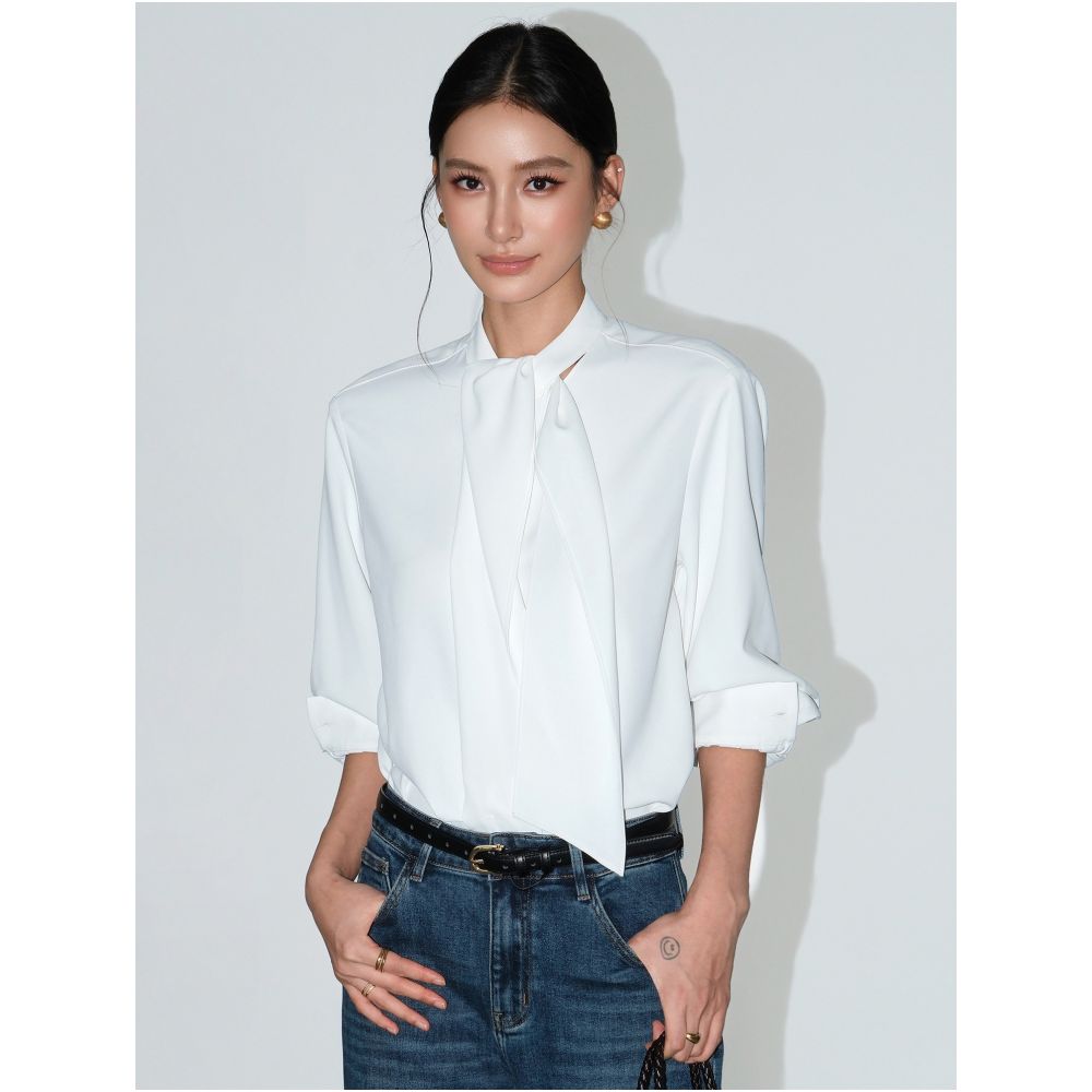 ASAYA7272 – Grace Tie-Neck Blouse ✨🖤🤍