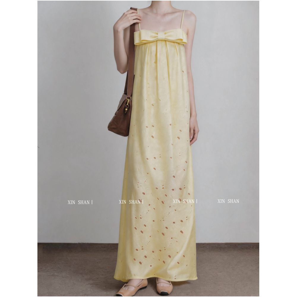 Johor Bahru Studios Yellow Spaghetti Strap Dress Sweet and Gentle Style 2026 New Loose Fit and Slimming Dress image 2