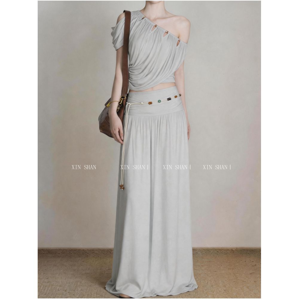 Johor Bahru Studios Yu Shuxin s Same Style Women s Resort Style 2026 Summer New One Shoulder Two Piece Set image 2