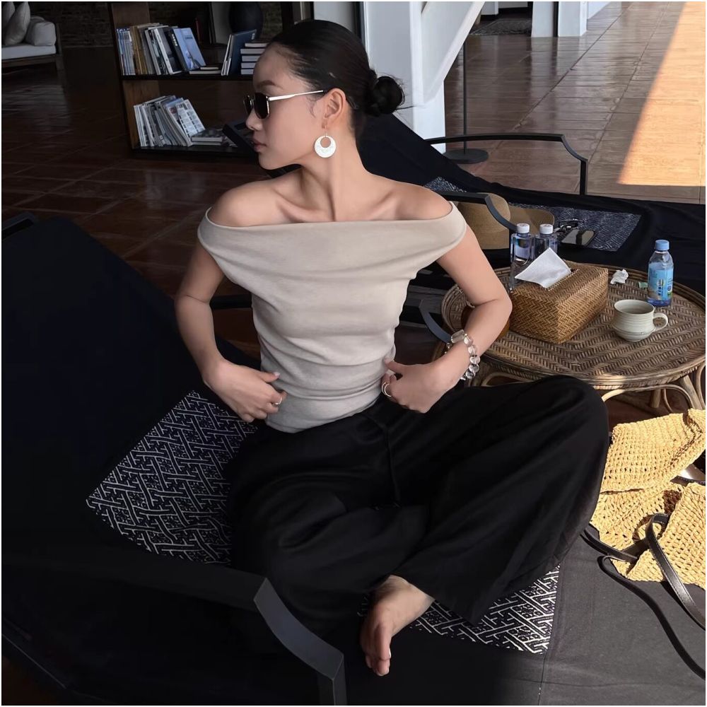 ASAYA7310 – Bare Grace Off-Shoulder Top 🤍🕊️